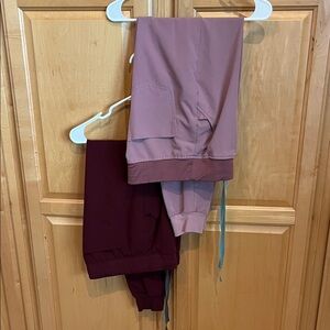 Figs Women's Burgundy and Mauve Joggers Scrub Pants